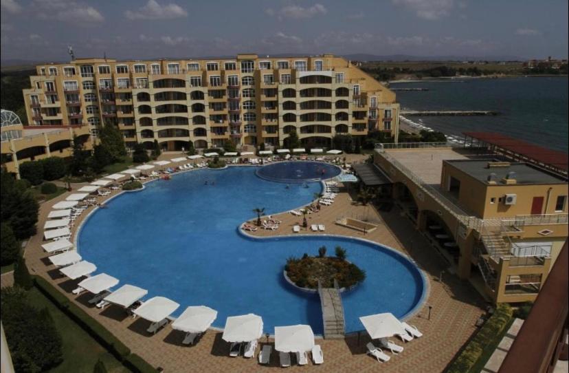 Midia Grand Resort, 아헬로이 외부 사진