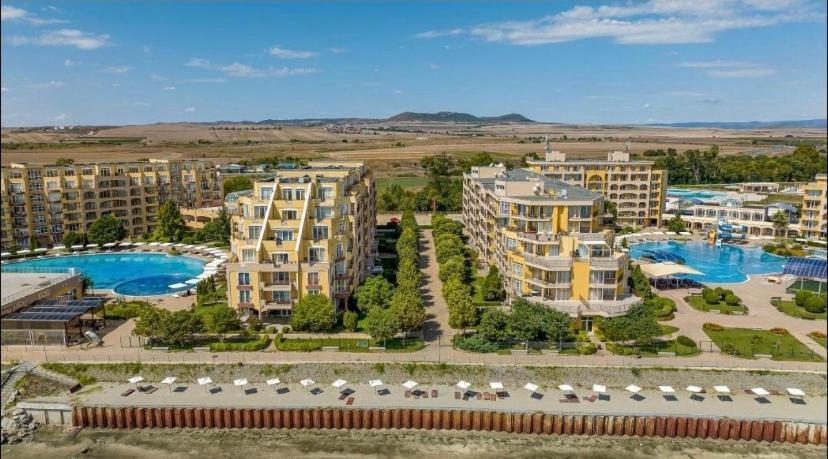 Midia Grand Resort, 아헬로이 외부 사진